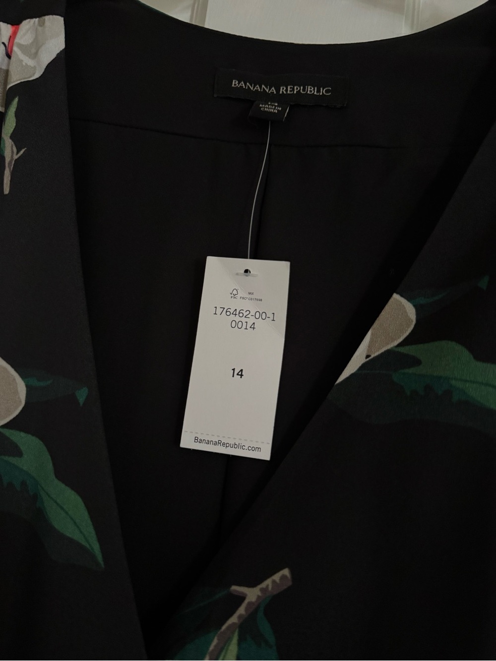 Banana Republic - Magnolia Floral, Tie-Waist Midi Dress - Picture 4 of 6